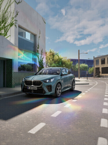 BMW　新車展示会